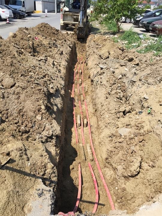 Direk Tipi Trafo Tesisi, Erenler, Sakarya - Orta gerilim kablolarının yer altı kanalına serilmesi