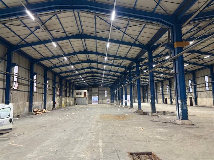 VM Özfatihler Vinç, Erenler, Sakarya - Fabrika üretim holü ve aydınlatma tesisatı