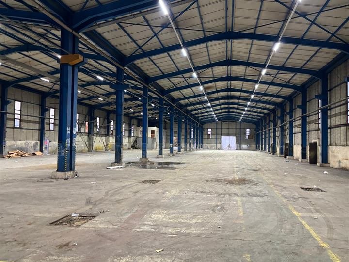 VM Özfatihler Vinç, Erenler, Sakarya - Fabrika üretim holünün genel görünümü